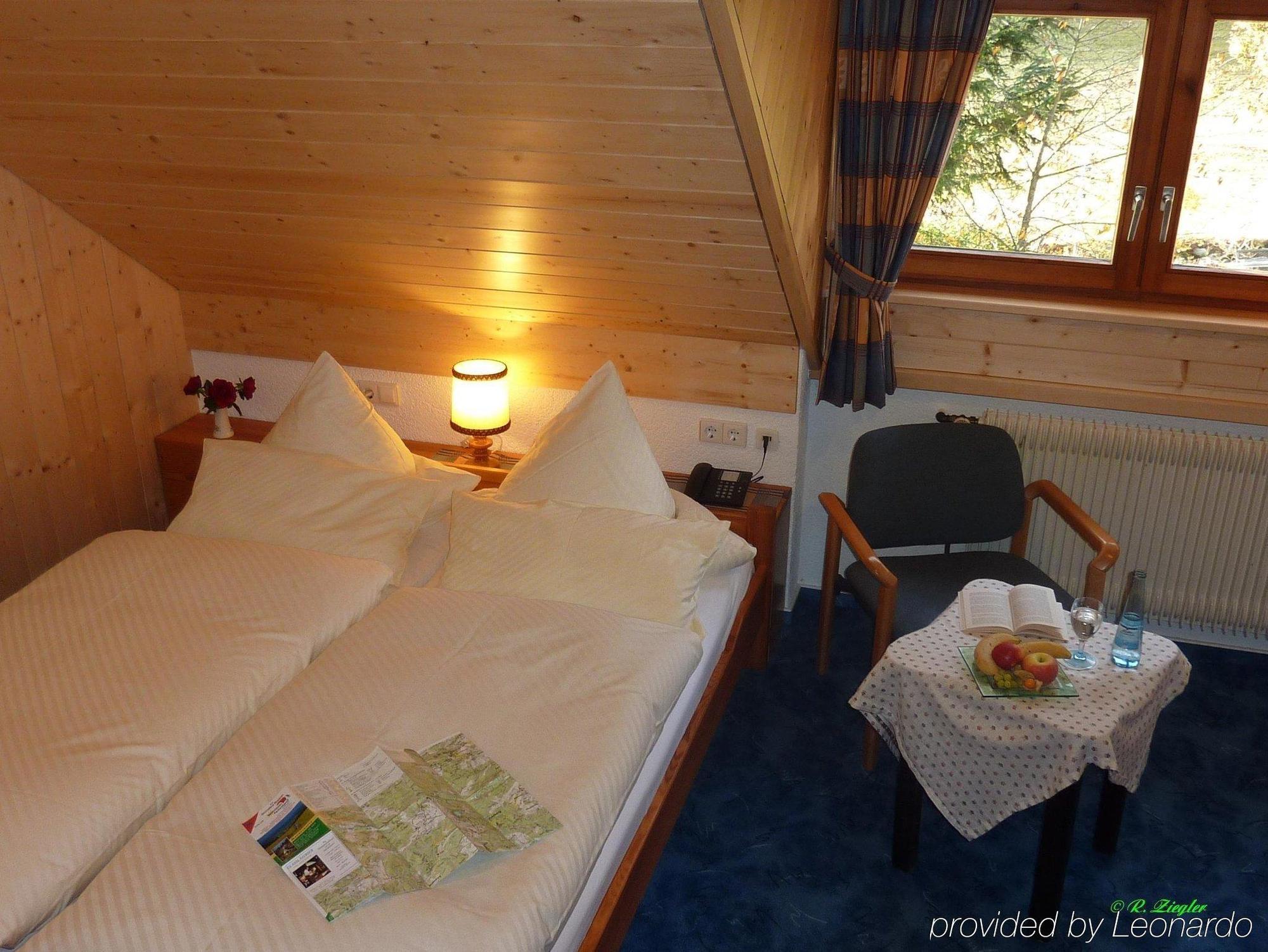 Hotel Lawine Тодтнау Екстериор снимка