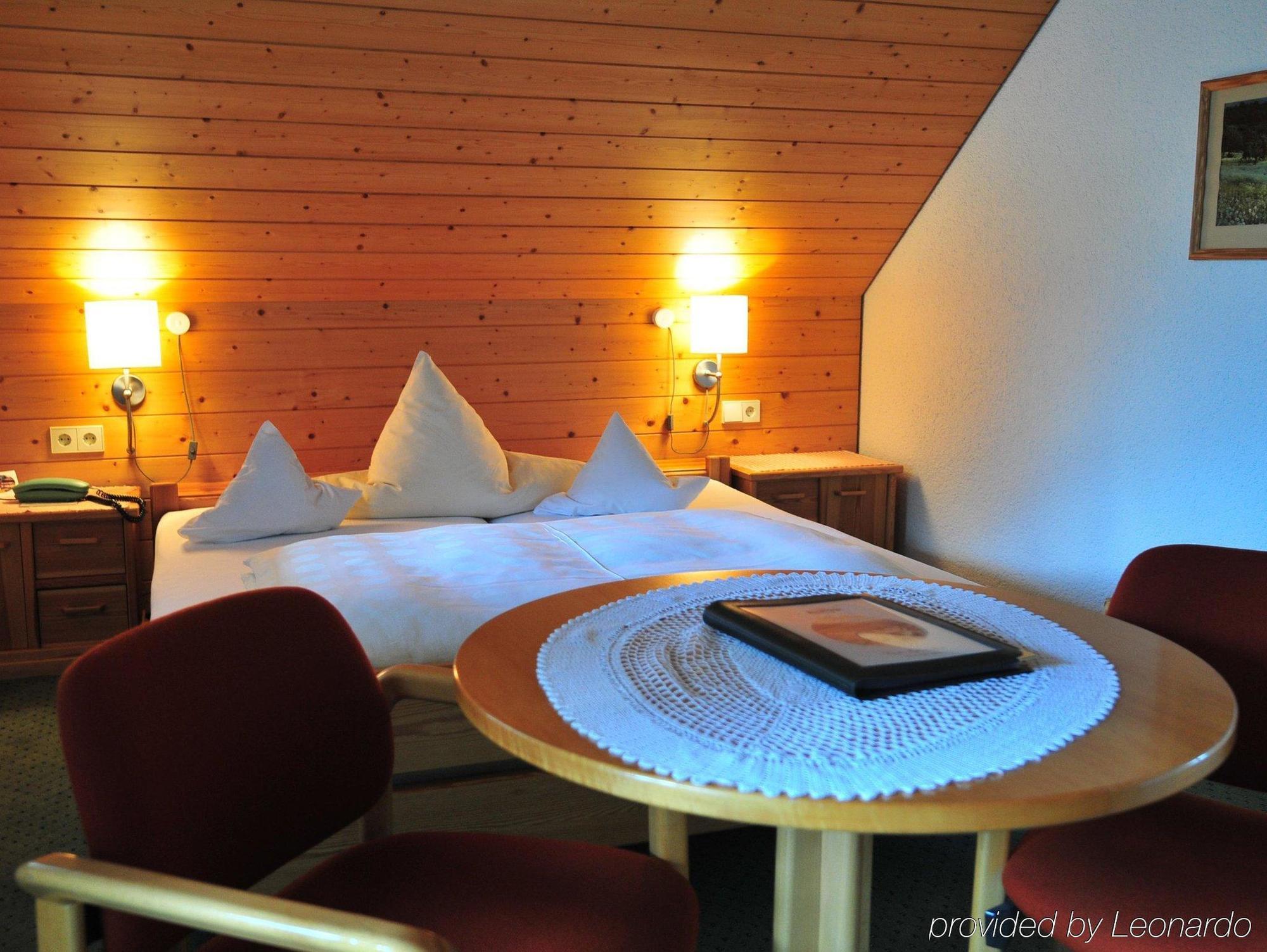 Hotel Lawine Тодтнау Екстериор снимка